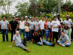 Socios de CECOESPE en visita a la finca las veraneras 